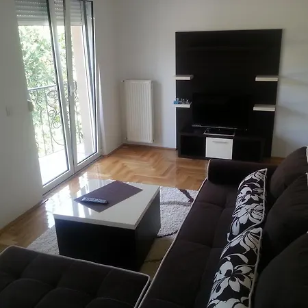 Apartment Park Srce Arandjelovac